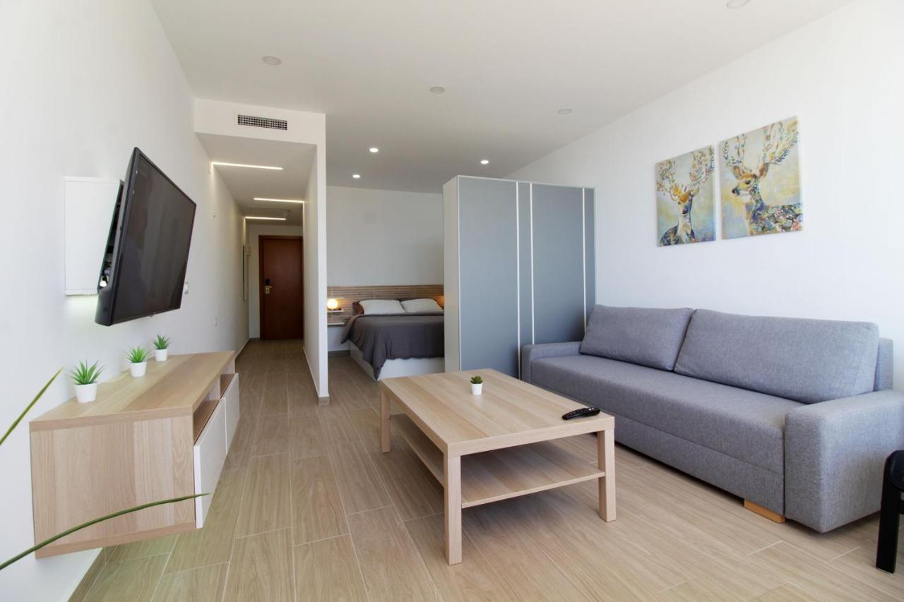 Apartamento Las Palmeras Apartment Fuengirola Bagian luar foto